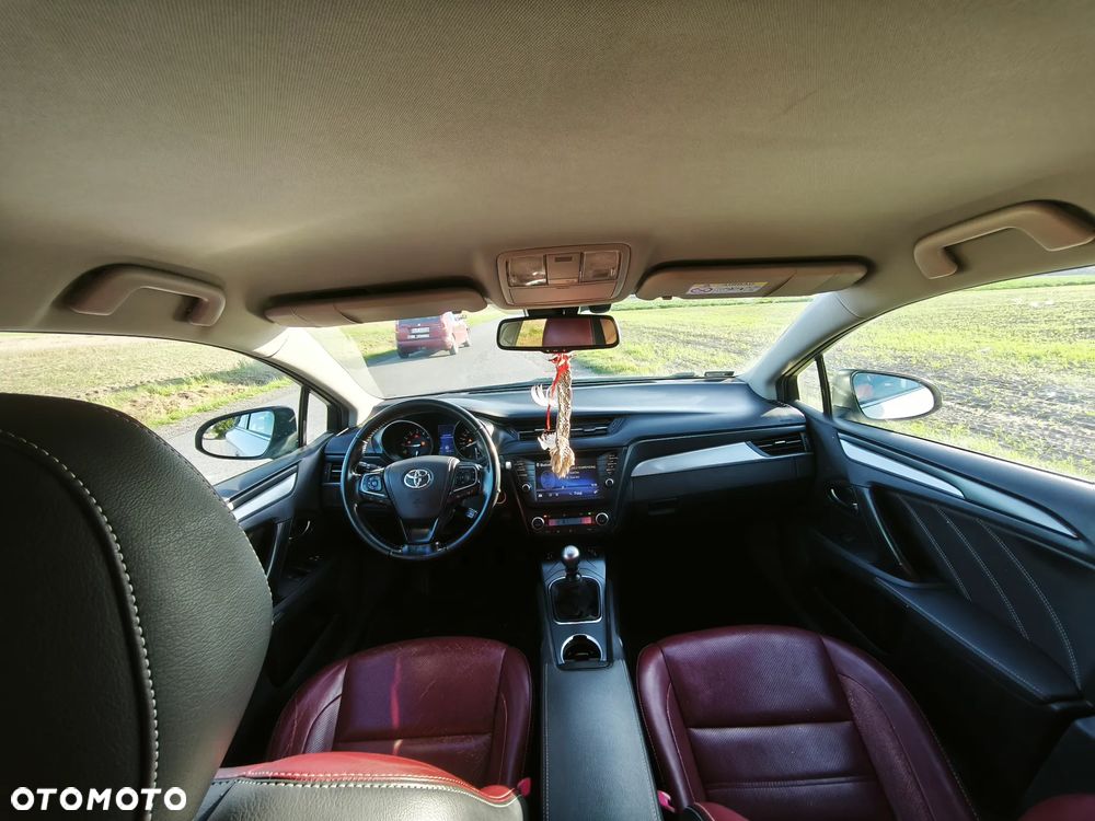 Toyota Avensis 1.8 Selection - 10