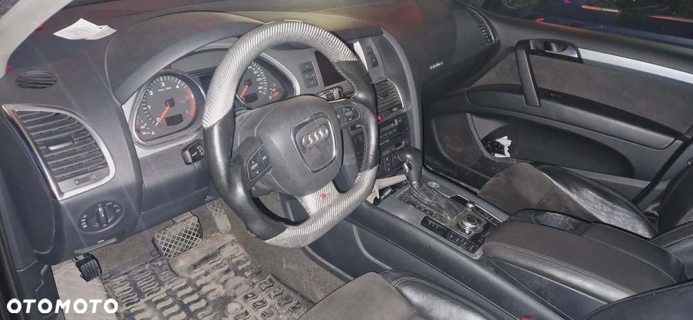 Audi Q7 3.0 TDI DPF clean quattro tiptronic - 3