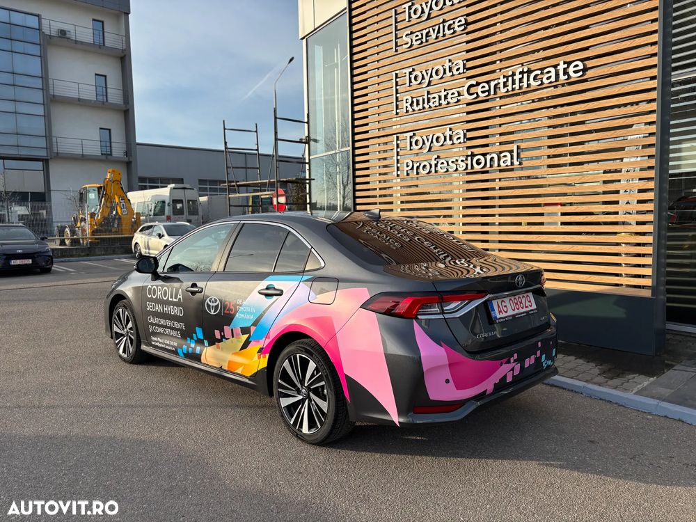 Toyota Corolla 1.8 HSD Dynamic - 6