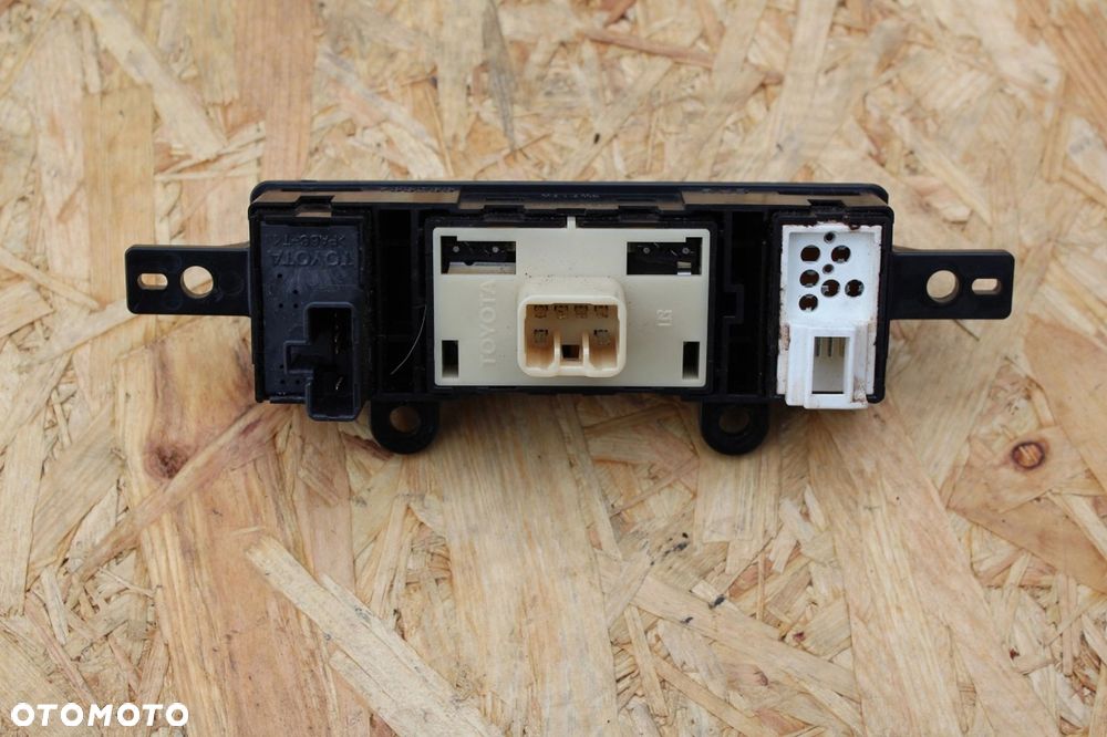 Panel przełącznik podgrzewania fotel LEXUS GS II - 2