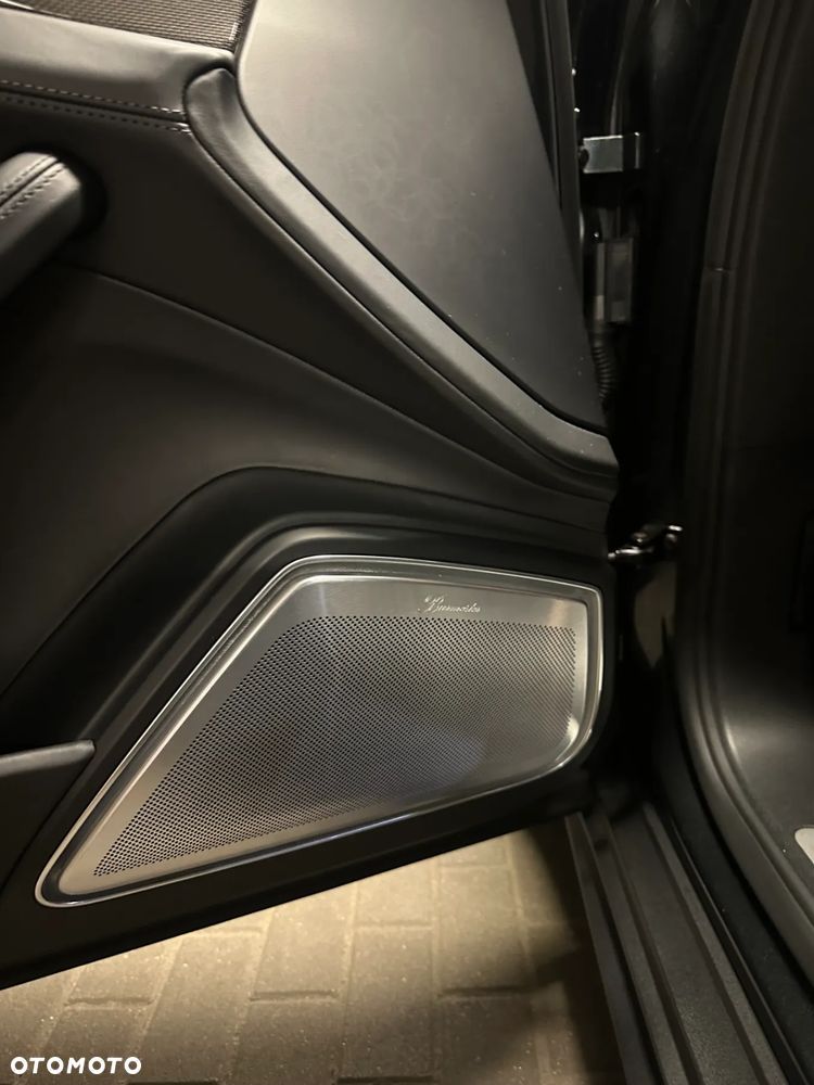 Porsche Panamera Turbo - 10
