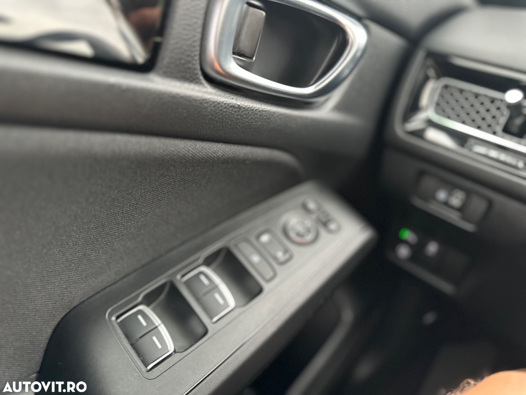 Honda Civic 2.0 e:HEV E-CVT Sport - 12
