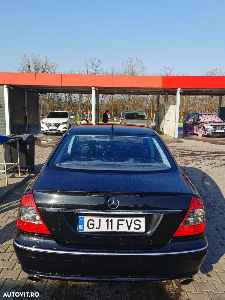 Mercedes-Benz E 320 CDI 4MATIC Automatik - 11