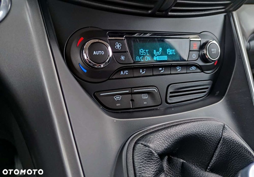 Ford Kuga 2.0 TDCi 4x4 Trend - 23