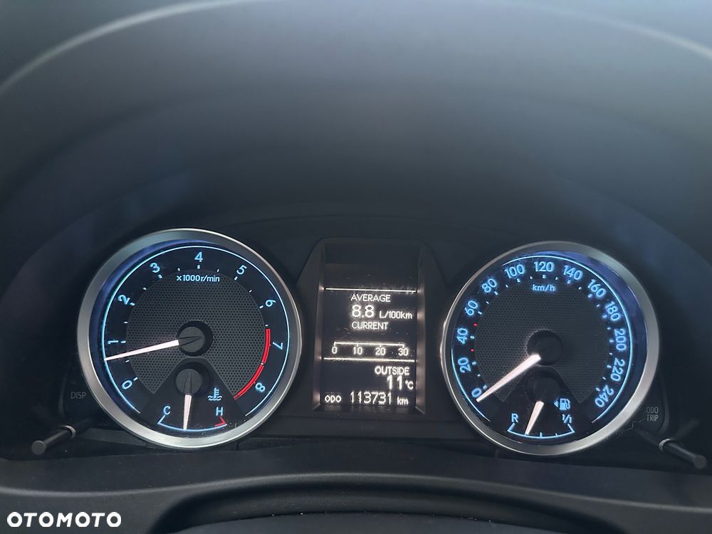 Toyota Auris - 11