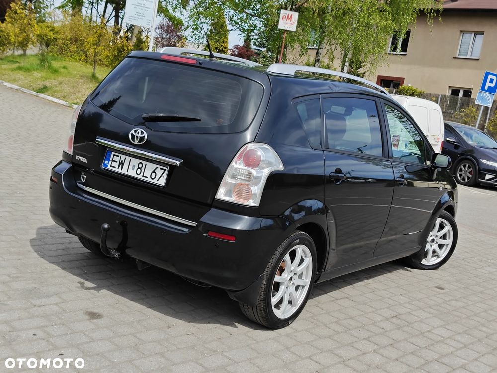 Toyota Corolla Verso 2.2 D-4D DPF Executive - 5