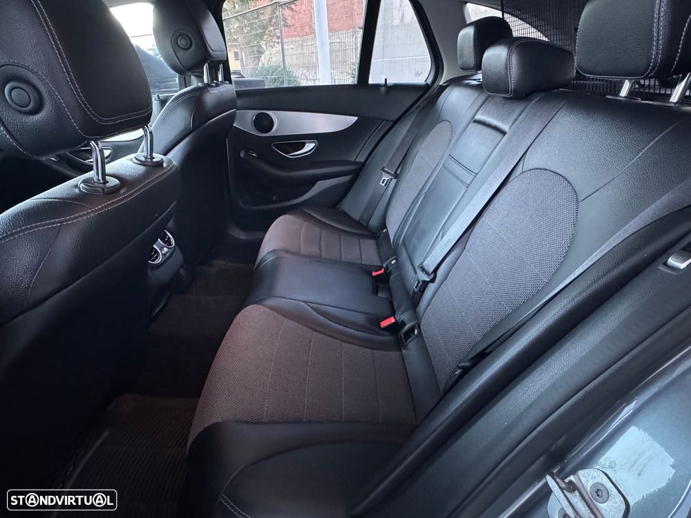 Mercedes-Benz C 220 - 12