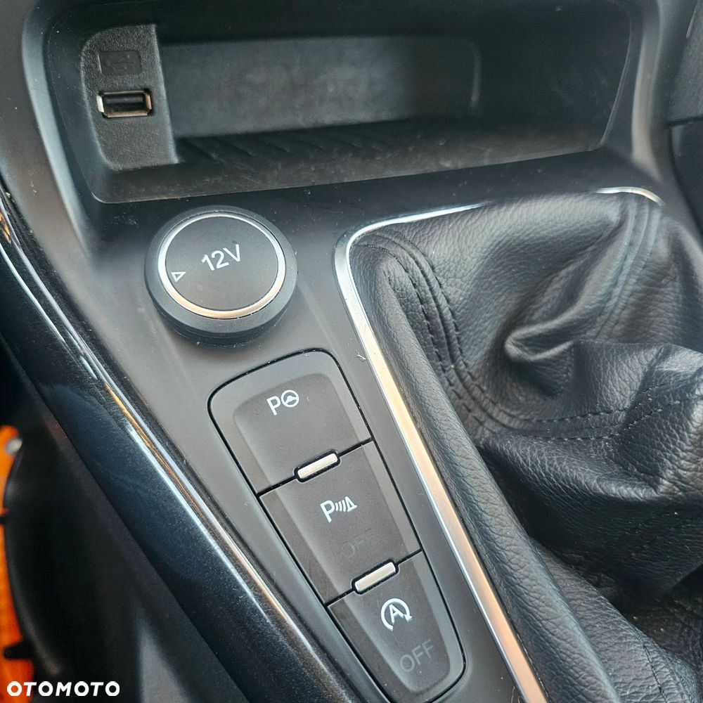 Ford Focus - 19