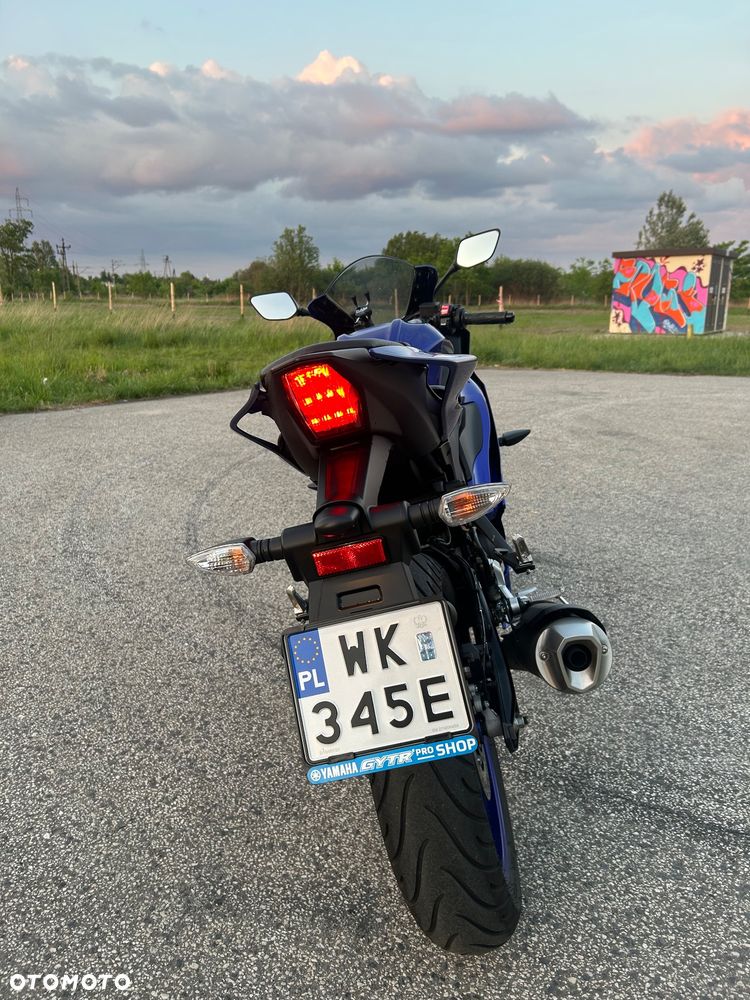 Yamaha YZF - 7