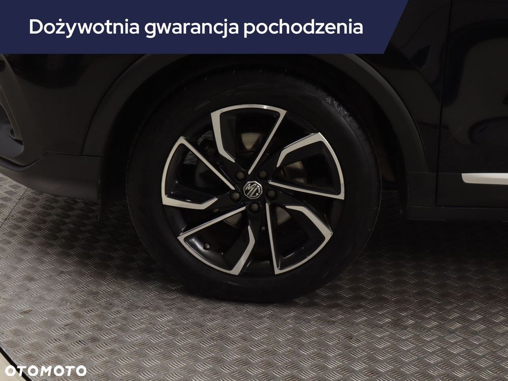MG ZS - 17