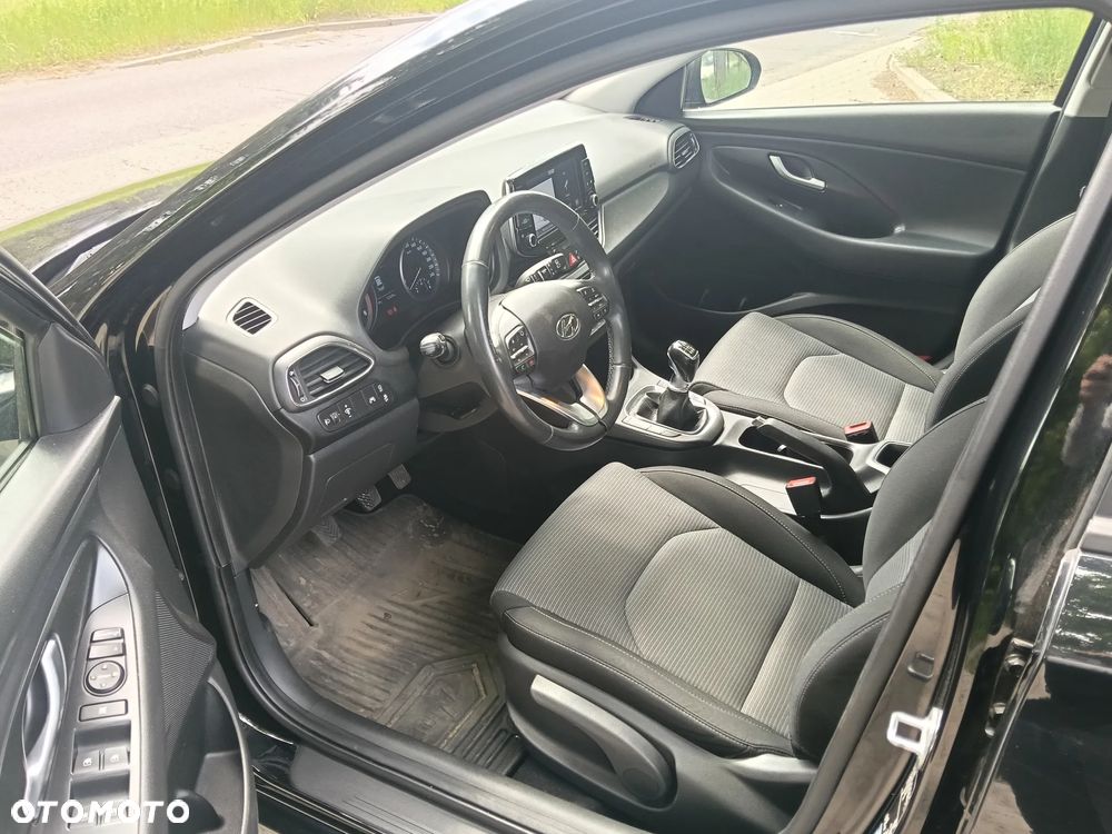 Hyundai i30 1.4 Comfort - 17
