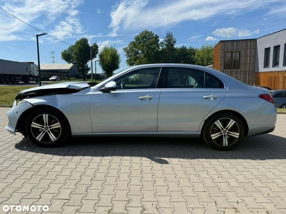 Mercedes-Benz Klasa C 200 mHEV 4-Matic Avantgarde - 2
