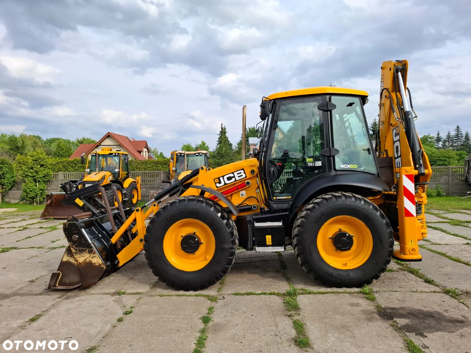 JCB 4CX - 4