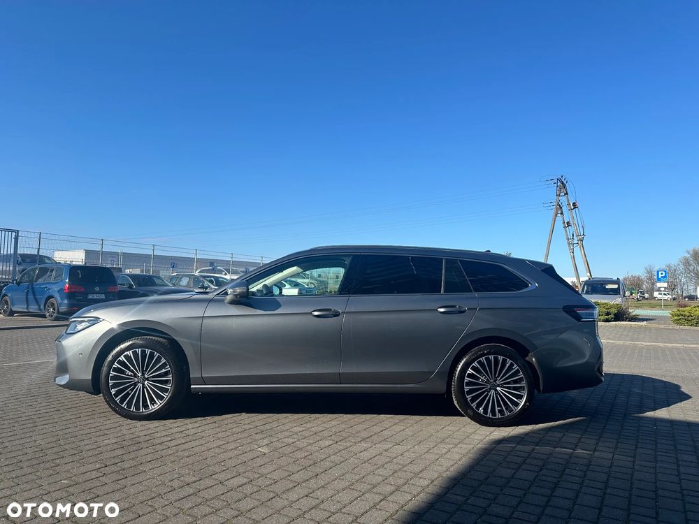 Volkswagen Passat 1.5 TSI EVO Elegance DSG - 6