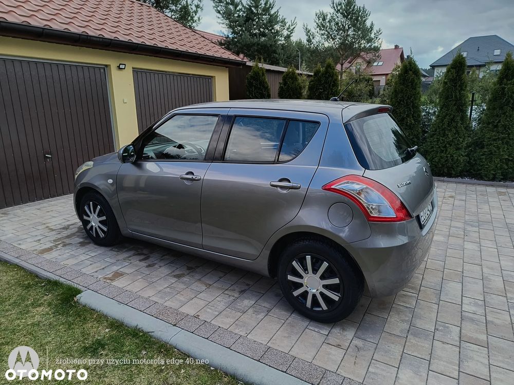 Suzuki Swift 1.2 Premium - 5
