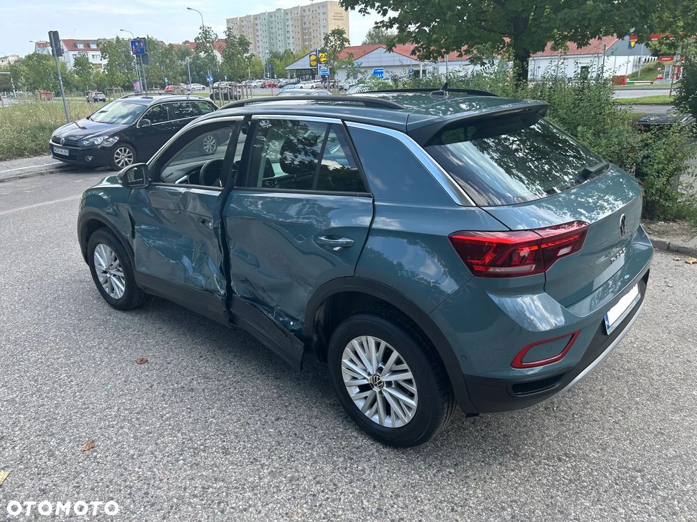 Volkswagen T-Roc 1.5 TSI Life DSG - 3