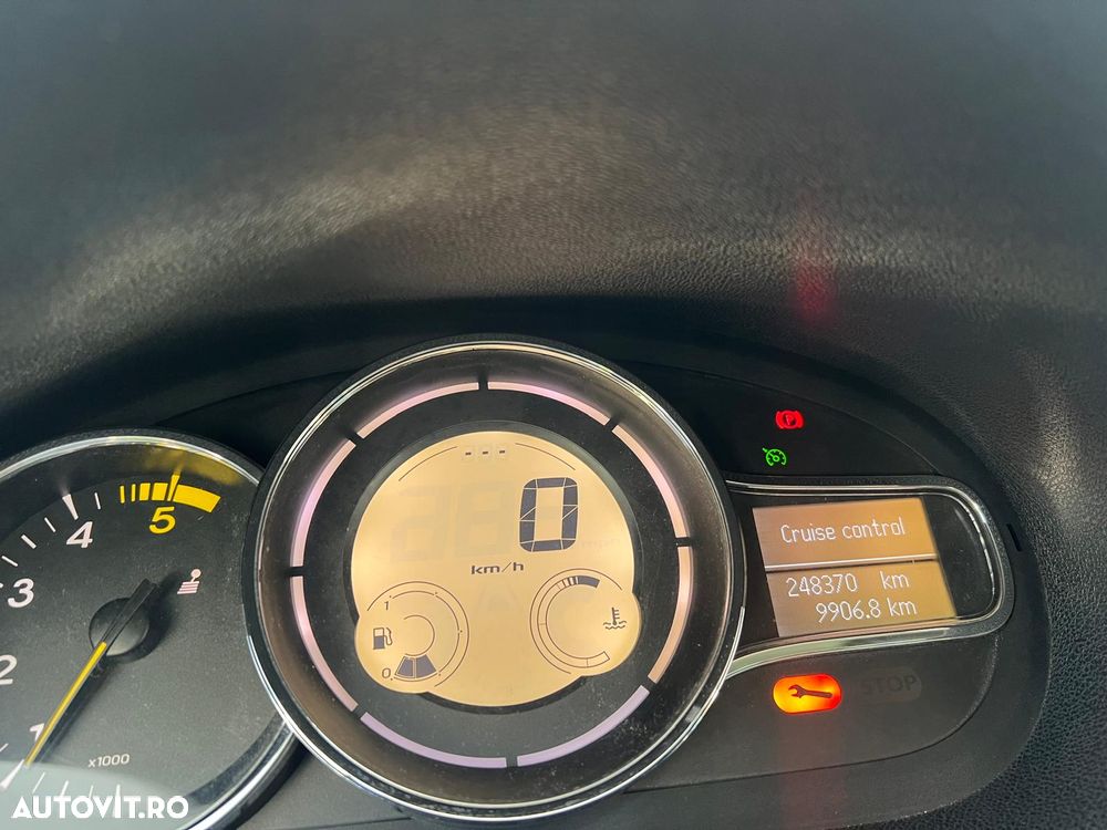 Renault Megane 1.5 dCi Dynamique - 7