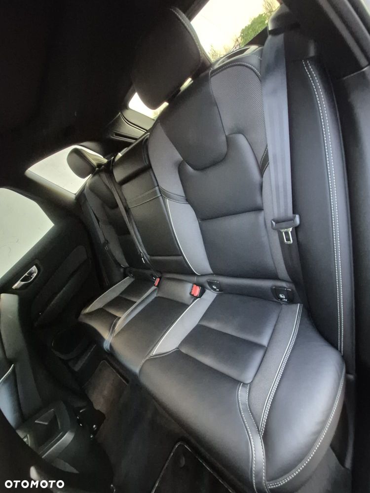 Volvo XC 60 - 8