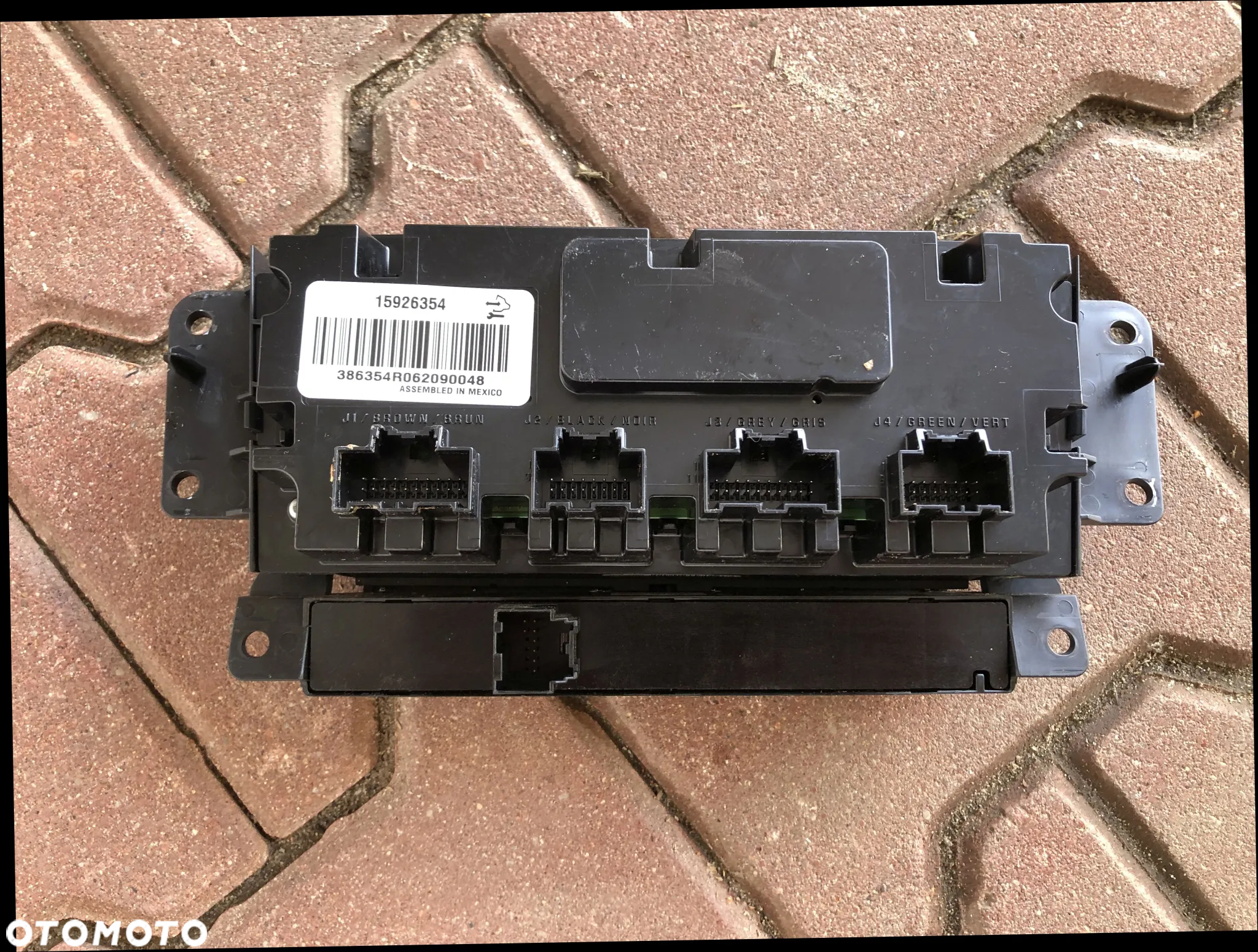 CADILLAC ESCALADE III 6,2 V8 2006-2014 WYŚWIETLACZ PANEL KLIMATYZACJI STEROWANIE KLIMY - 2