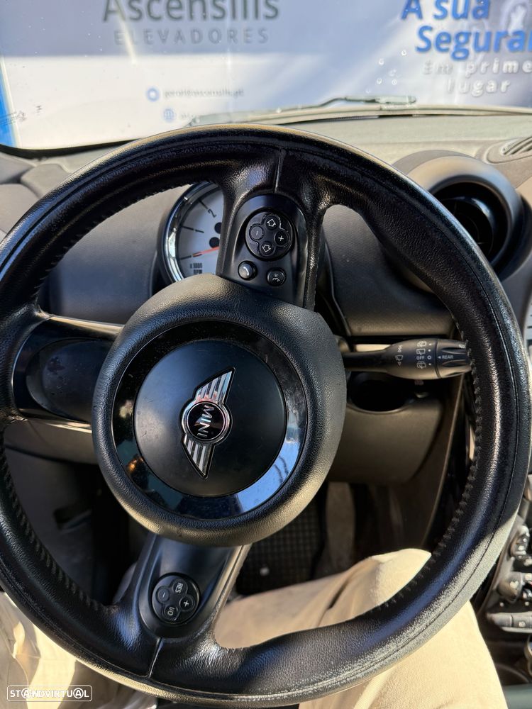 MINI Countryman Cooper D - 18