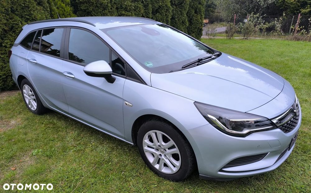 Opel Astra - 2