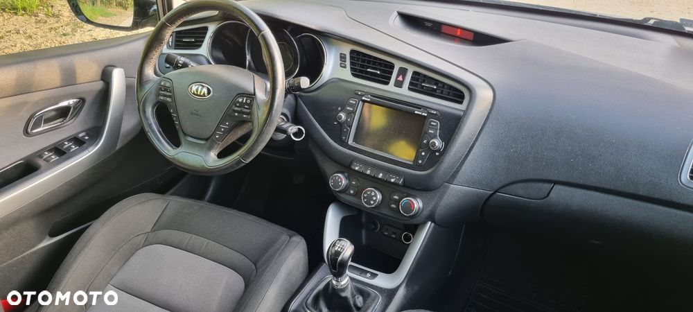 Kia Ceed - 5