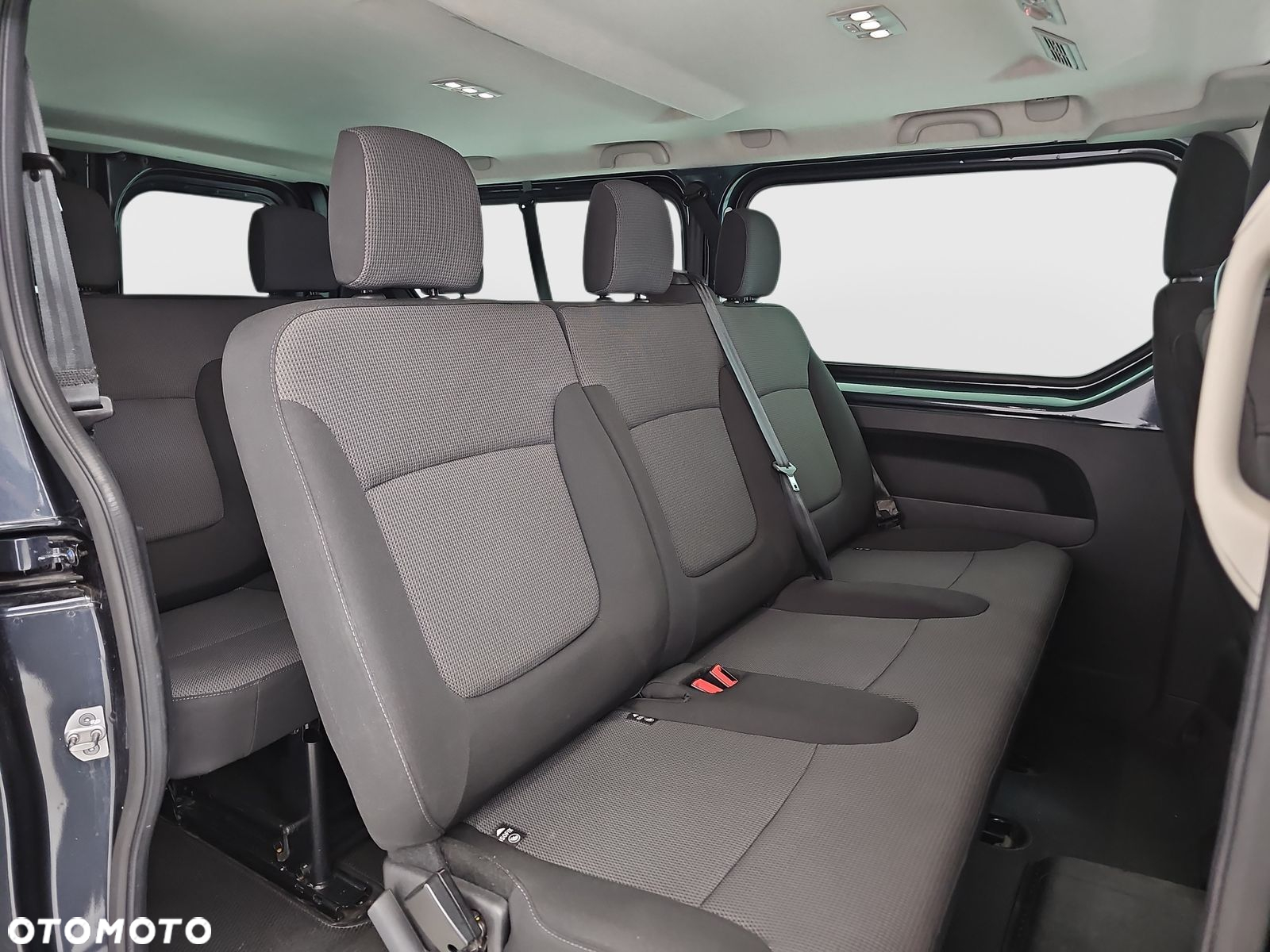 Renault trafic - 12
