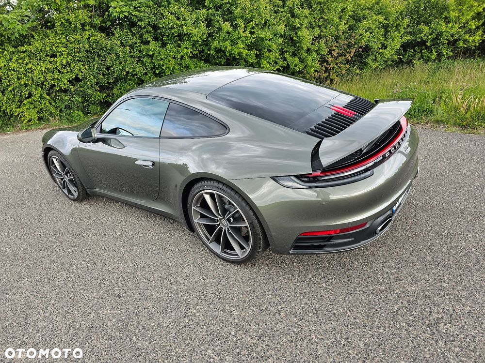 Porsche 911 Carrera - 7