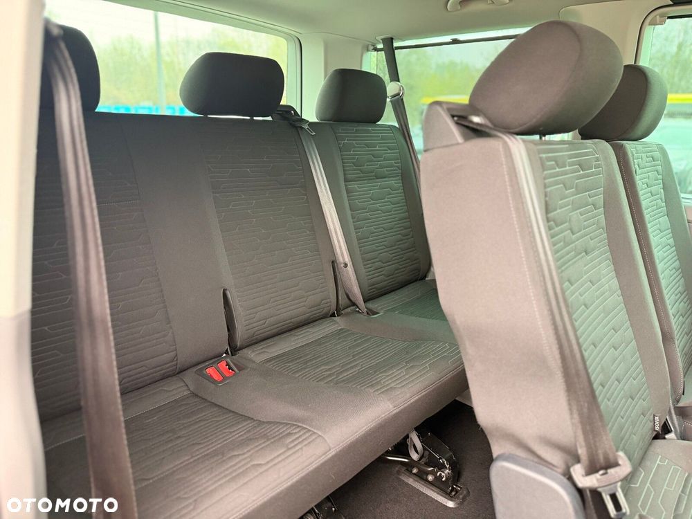 Volkswagen Caravelle 2.0 TDI L1 Comfortline DSG - 18