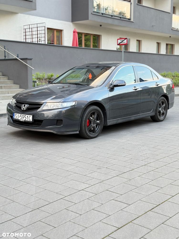 Honda Accord - 1