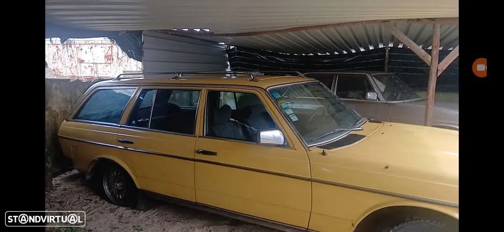 Mercedes-Benz 240 - 7
