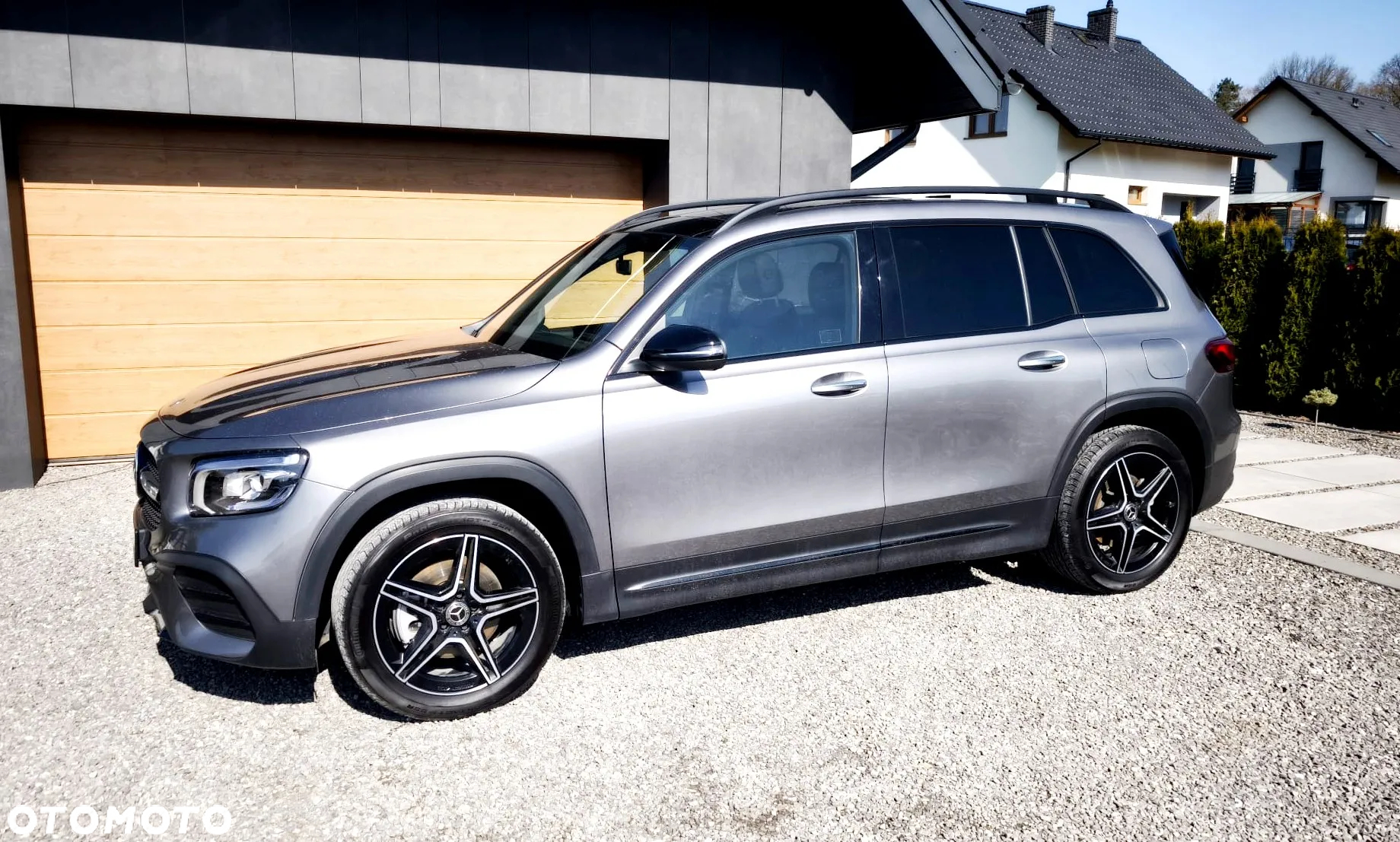 Mercedes-Benz GLB 250 4Matic 8G-DCT AMG Line - 8