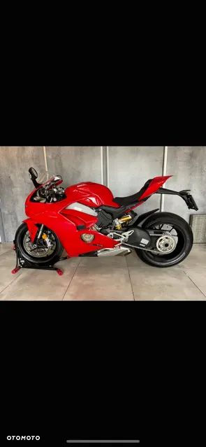 Ducati Panigale V4 - 1