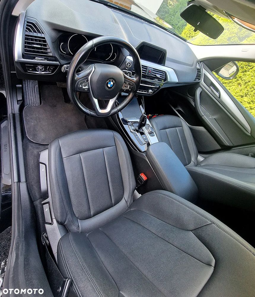 BMW X3 xDrive20d Business Edition - 6