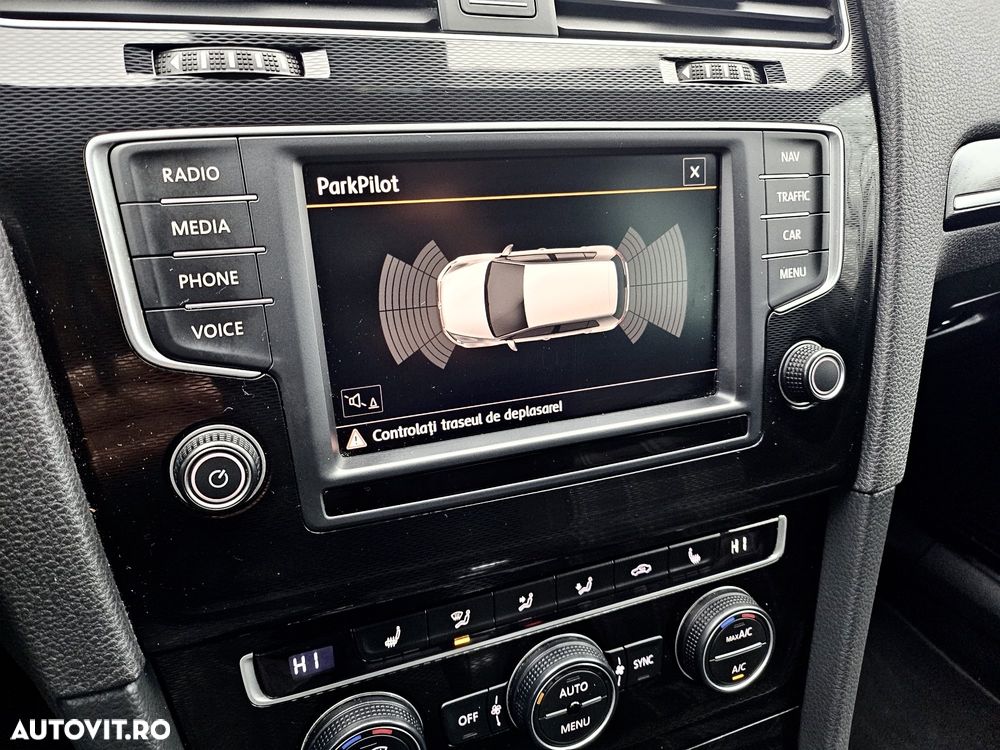 Volkswagen Golf GTD 2.0 TDI SCR DSG - 34