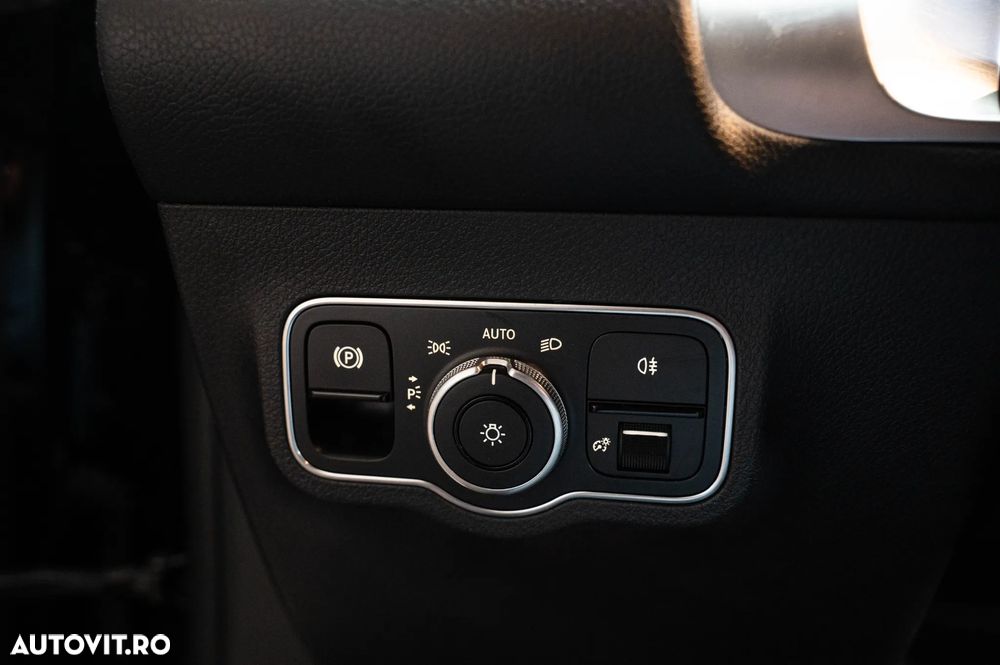 Mercedes-Benz GLB 220 d 8G-DCT Style - 26