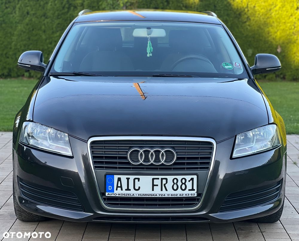 Audi A3 Sportback 1.4 TFSI Ambiente - 2