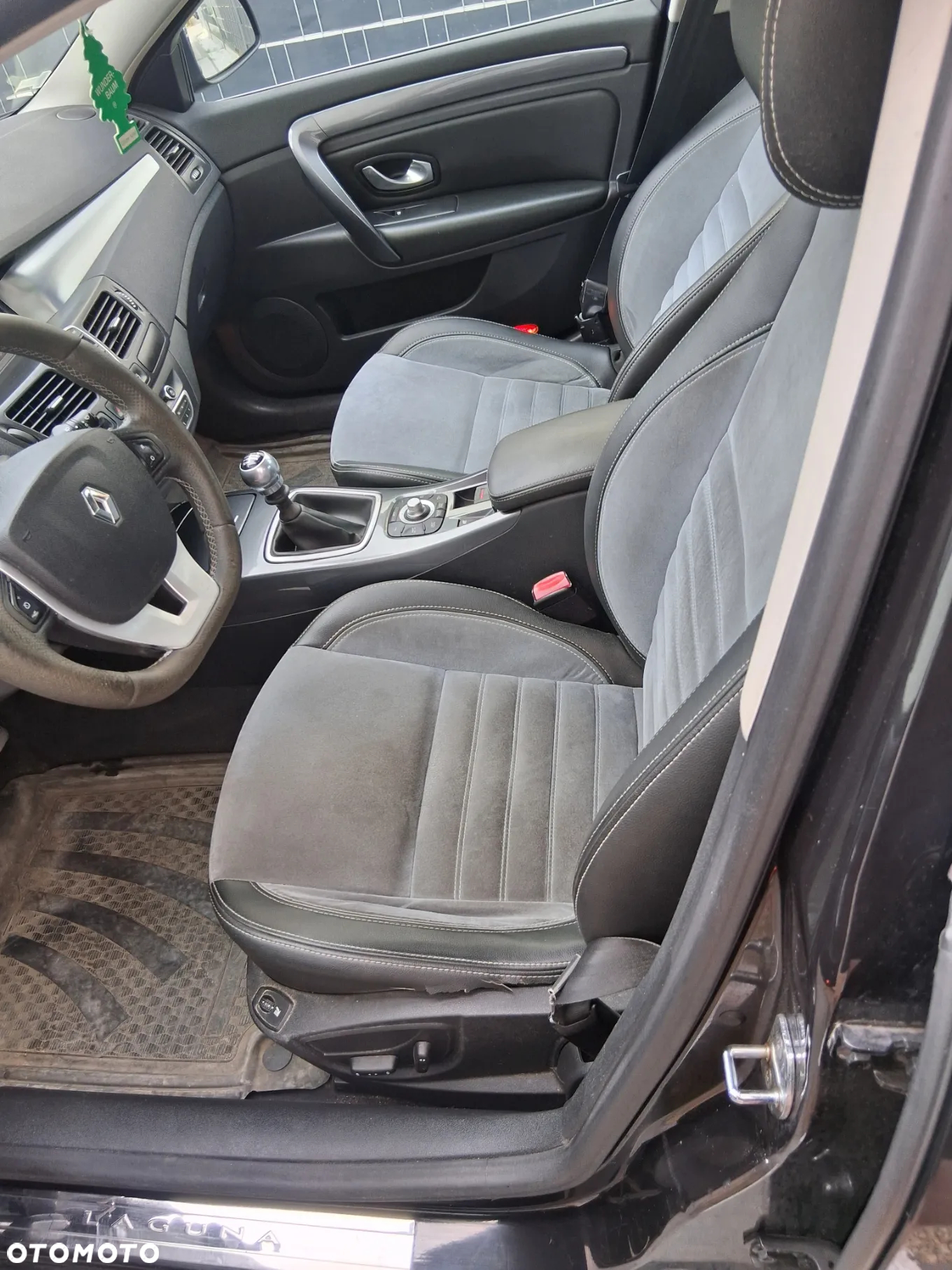 Renault Laguna - 16