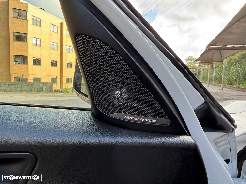 BMW 116 d Pack M - 12