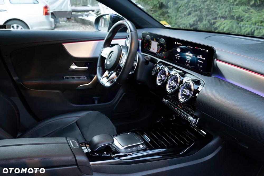 Mercedes-Benz CLA AMG 45 S 4-Matic 8G-DCT - 10