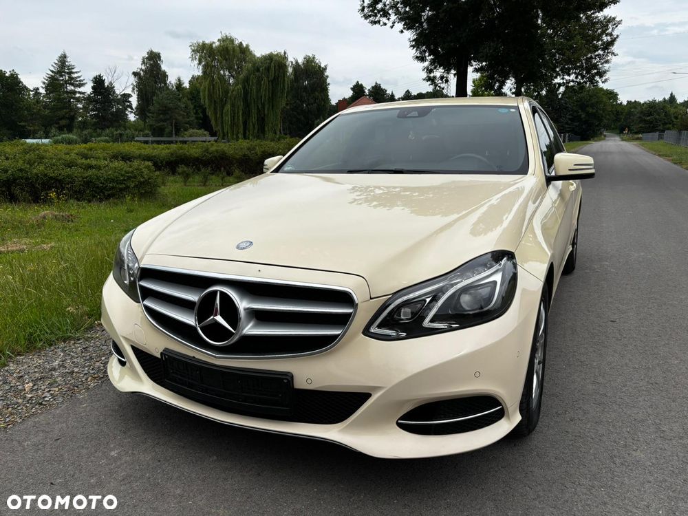Mercedes-Benz Klasa E 220 BlueTEC 4Matic 7G-TRONIC Edition - 1