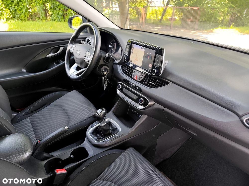 Hyundai i30 1.4 Premium - 8