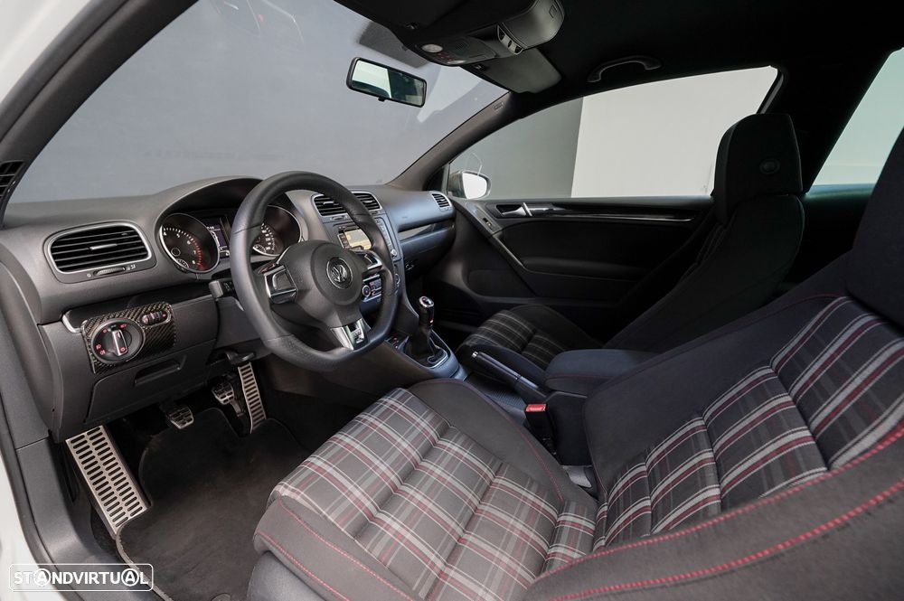 VW Golf 2.0 TSi GTI - 6