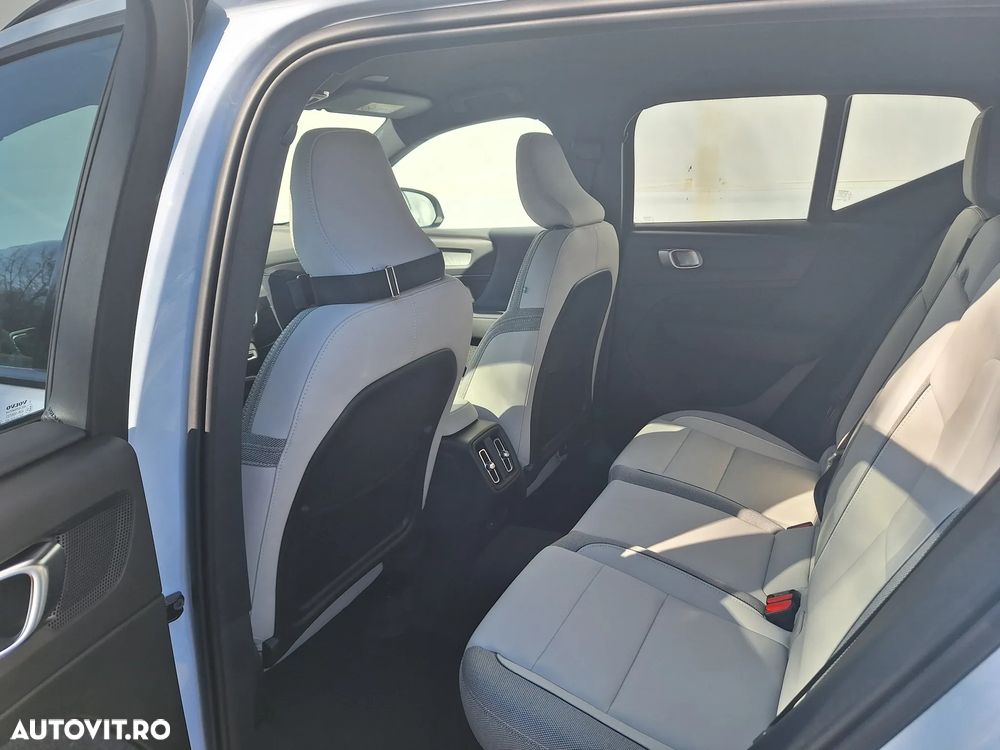 Volvo XC 40 Recharge Single Motor Extended Range RWD Plus - 16