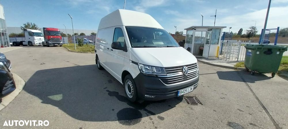 Volkswagen Transporter - 2