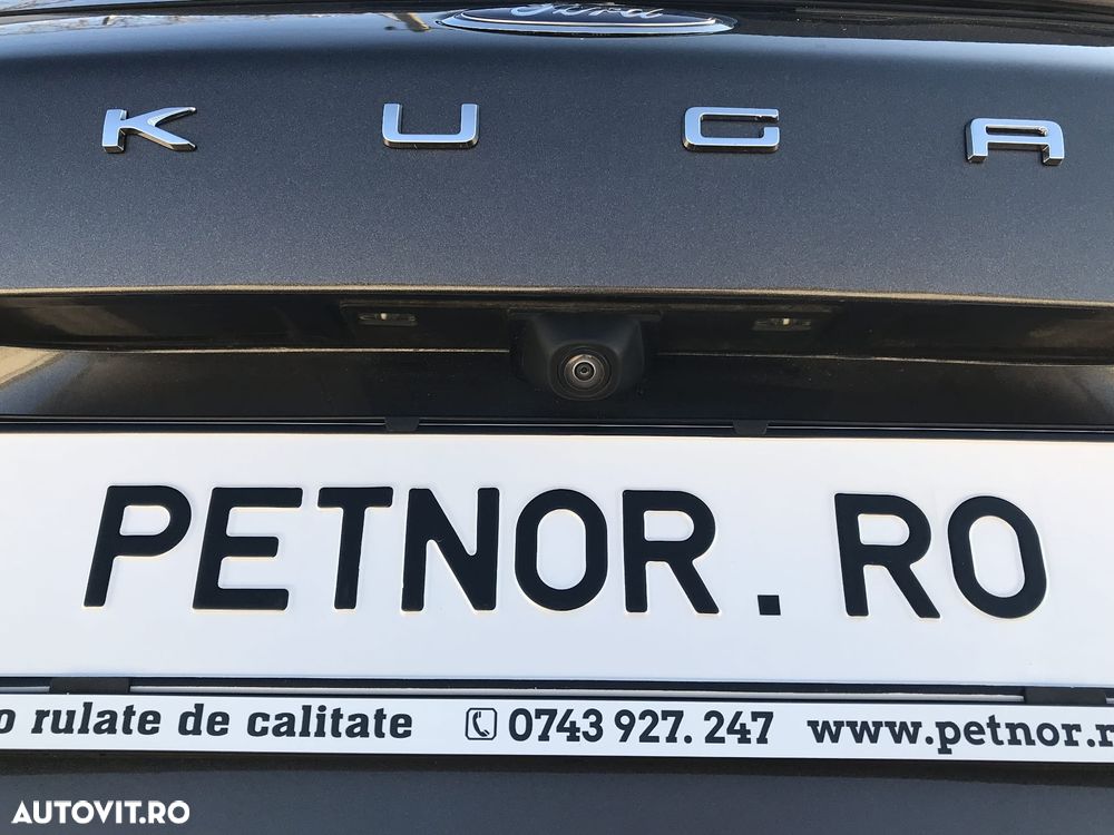 Ford Kuga 2.5 Duratec FHEV TITANIUM - 39