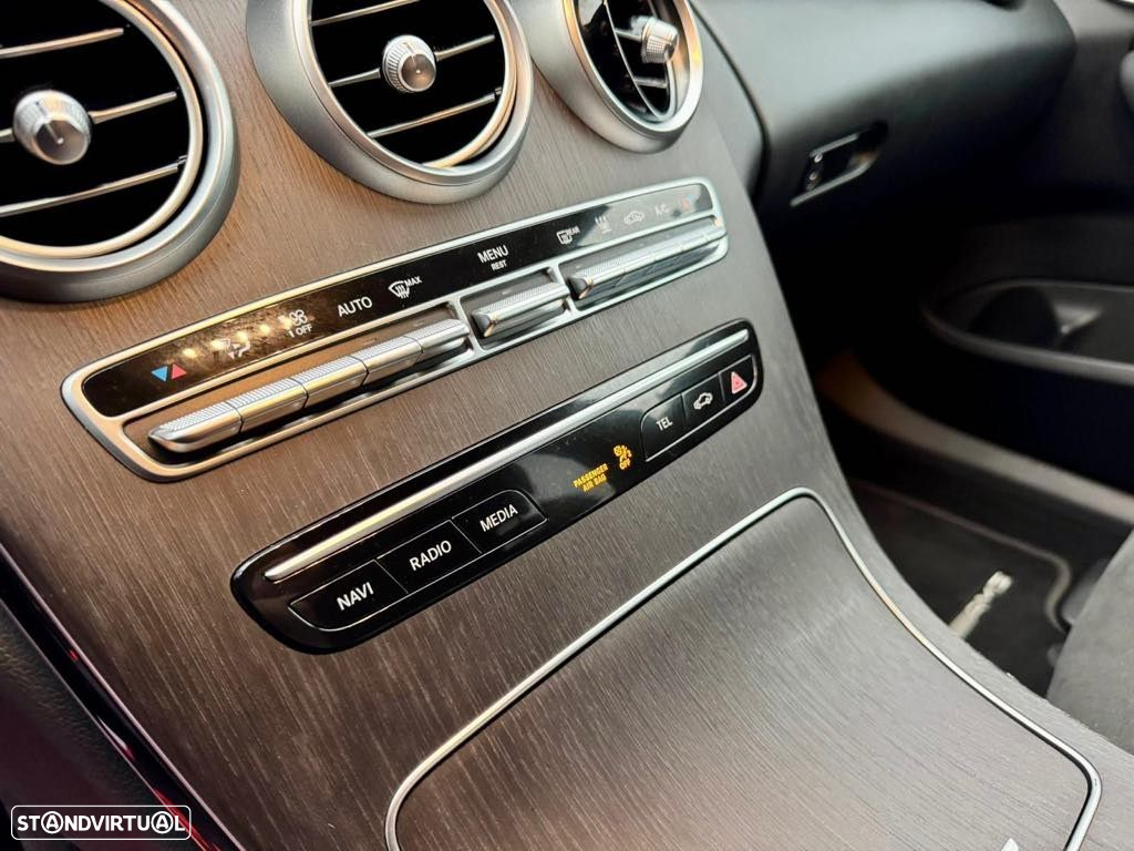 Mercedes-Benz C 300 de AMG Line - 34