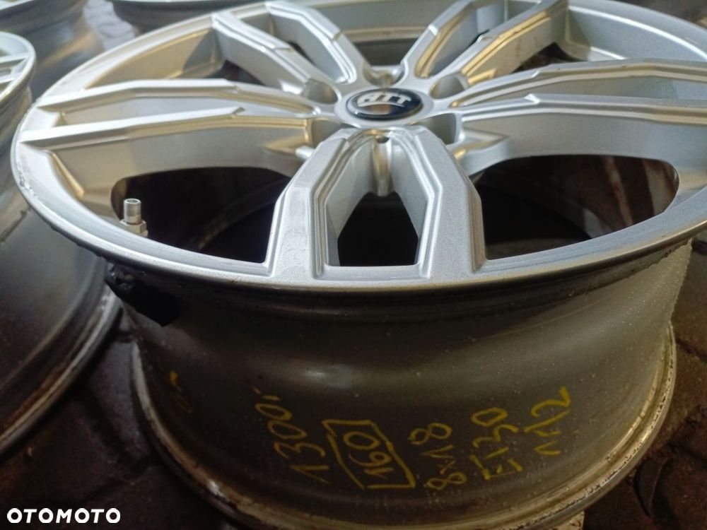 Felgi aluminiowe 5x112 et30 8jx18 BMW Mercedes audi MG  skoda cupra - 3