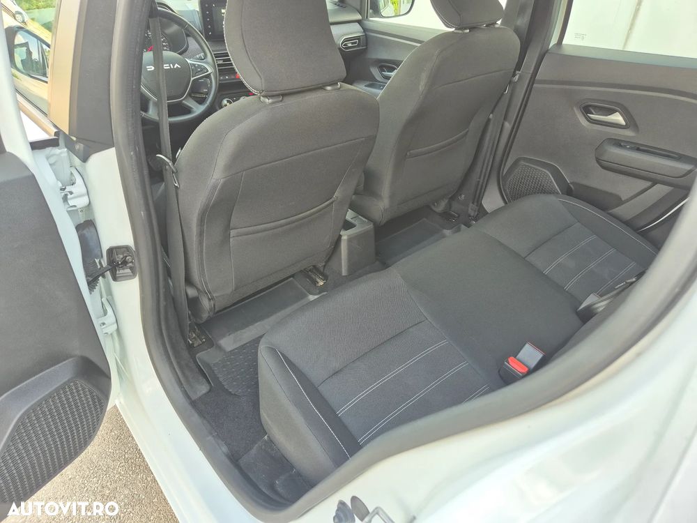 Dacia Sandero TCe 90 MT5 Expression - 11