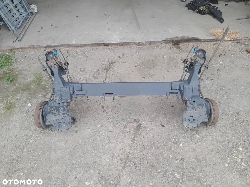 Belka Oś Zawieszenie tył Peugeot 208 2012- - 2